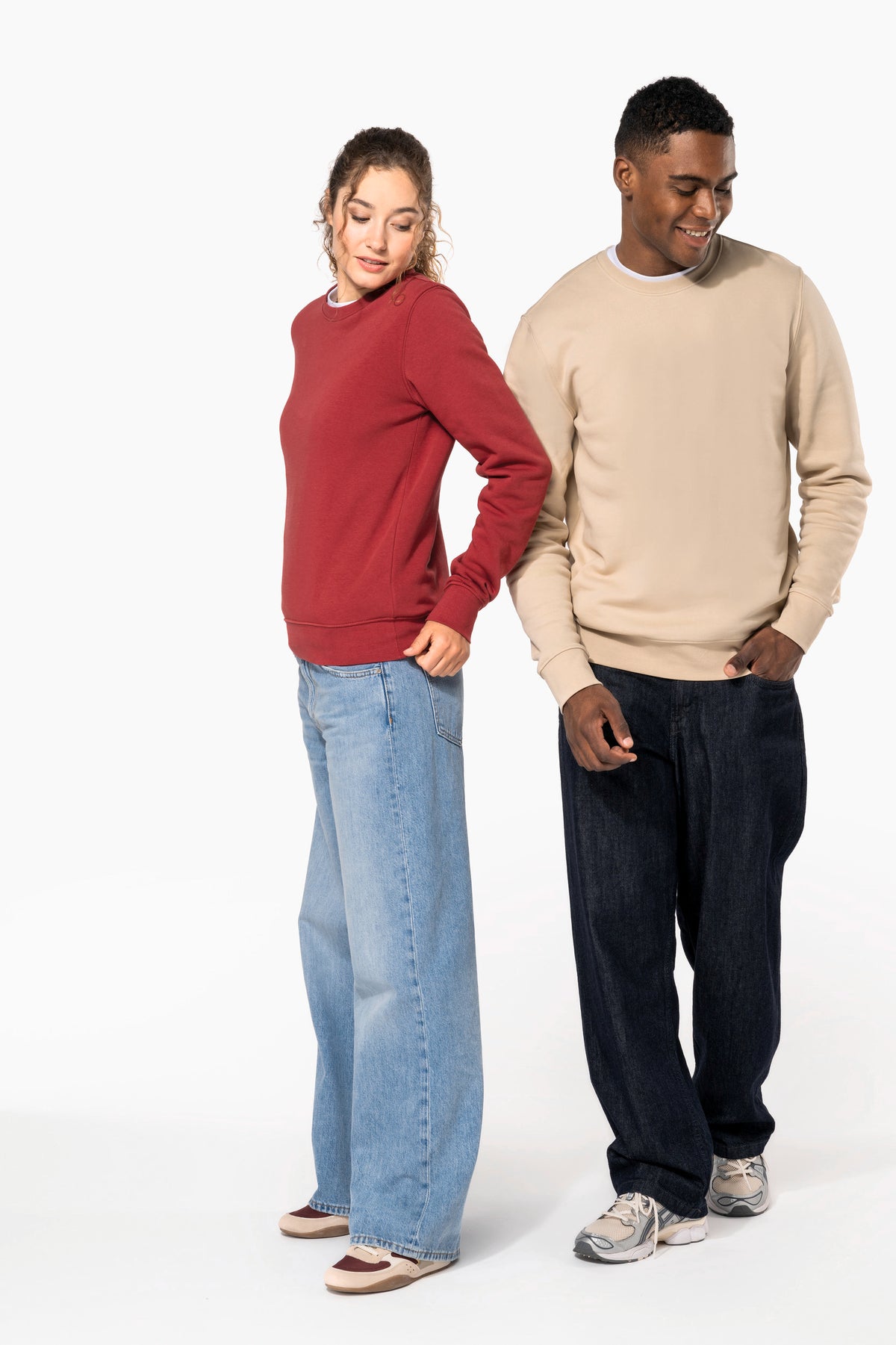 K4025 / Unisex / Umweltfreundliches Sweatshirt mit Rundhalsausschnitt